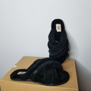 UGG Scuffita Slip-On Slippers